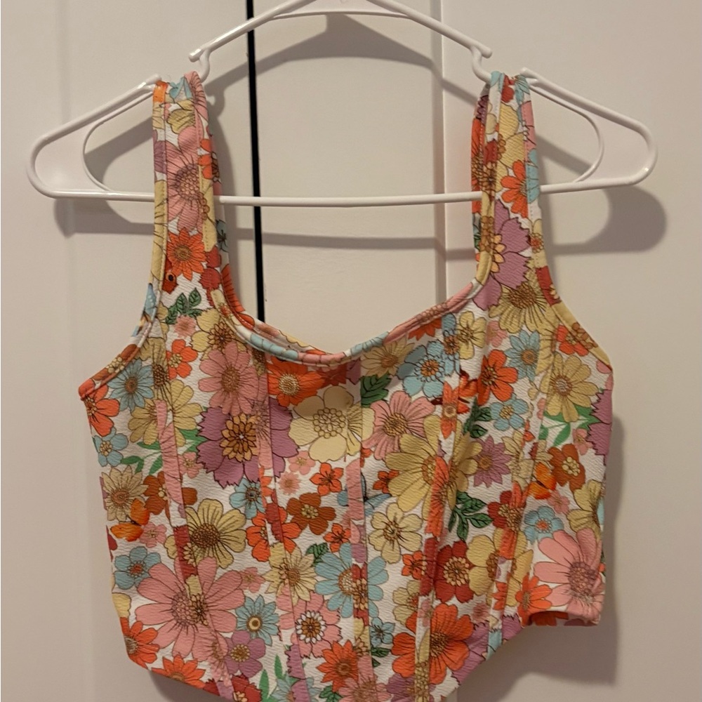 SHEIN Floral Crop Top in Multicolor
